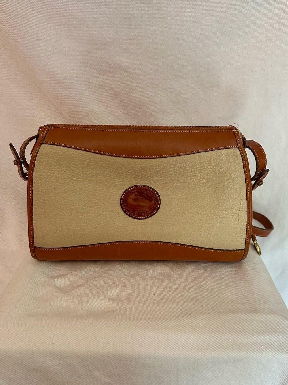 Vintage Dooney & Bourke AWL Bone & Tan Cavalry Body Bag Crossbody